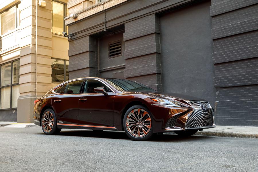  Lexus LS500h AWD 2017 года  (NA) (фото 27 из 96)